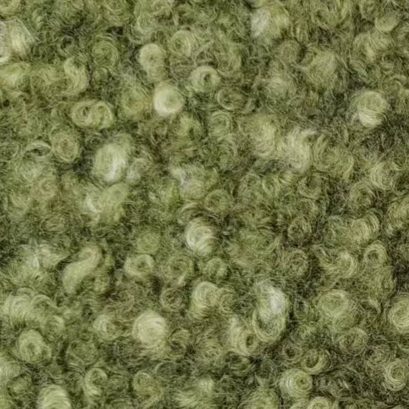 Medium-curl lamb fleece